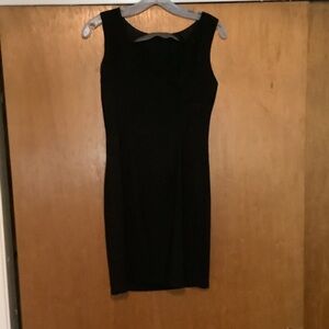 ⭐️Source Unknown Black Sleeveless Sheath Dress⭐️